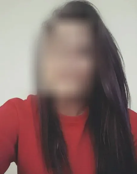 Cecilie, 33