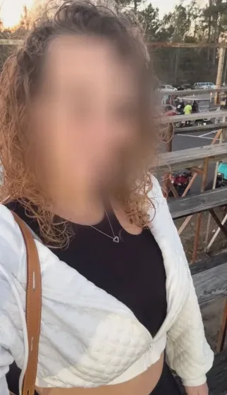 Christina, 30