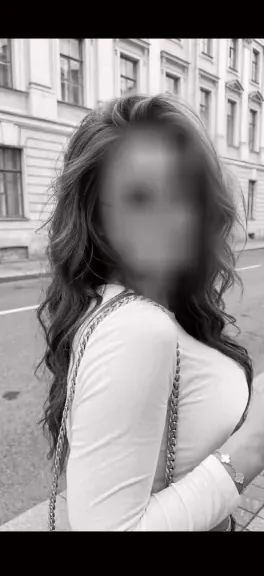 Vilma, 29